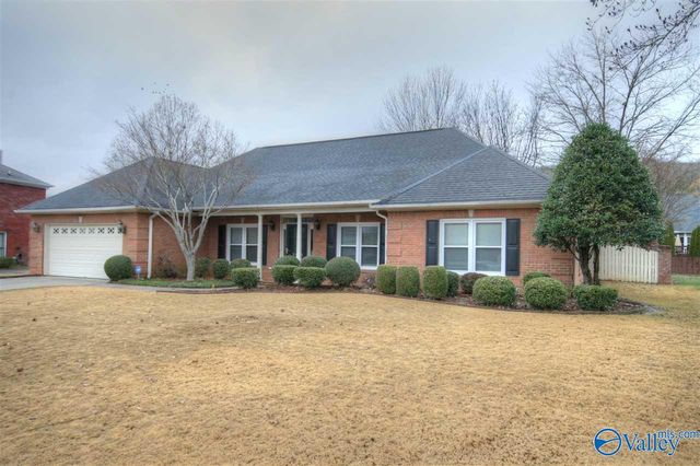 2654 Quarter Lane, Owens Cross Roads, AL 35763
