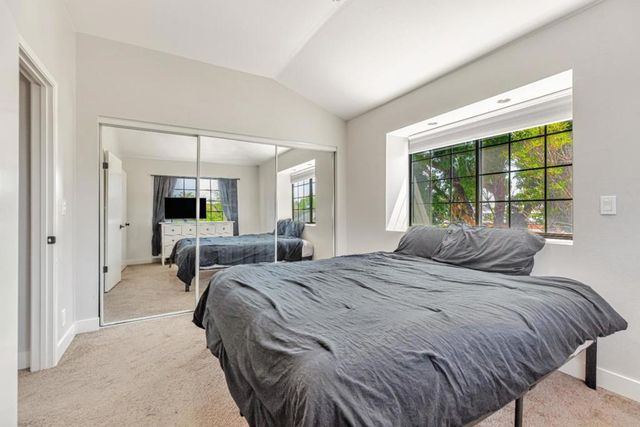 200 Gibson Drive 36, Hollister, CA 95023