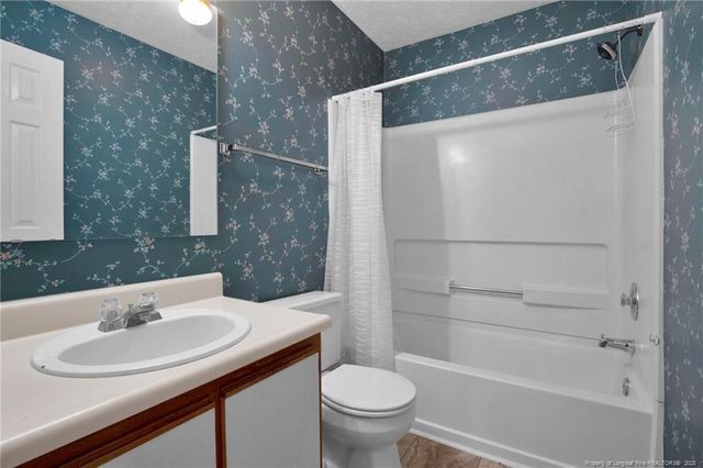 2701 Preston Woods Lane 9, Fayetteville, NC 28304
