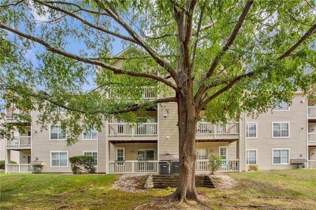 2701 Preston Woods Lane 9, Fayetteville, NC 28304