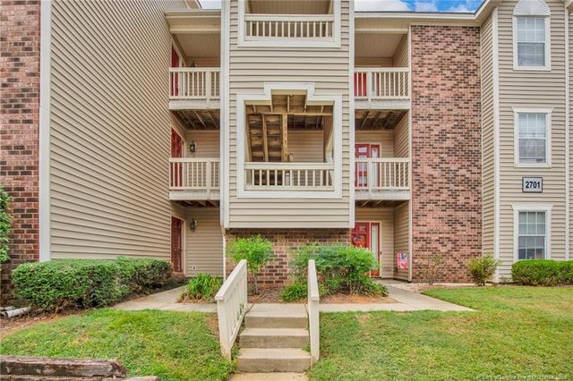 2701 Preston Woods Lane 9, Fayetteville, NC 28304