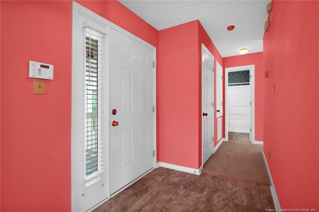 2701 Preston Woods Lane 9, Fayetteville, NC 28304