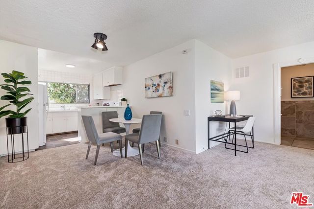 11120 Queensland Street C26, Los Angeles, CA 90034