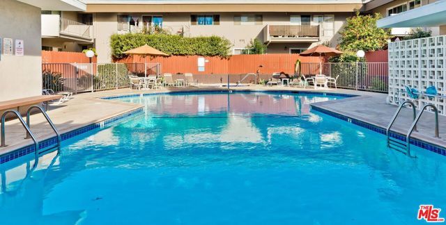 11120 Queensland Street C26, Los Angeles, CA 90034