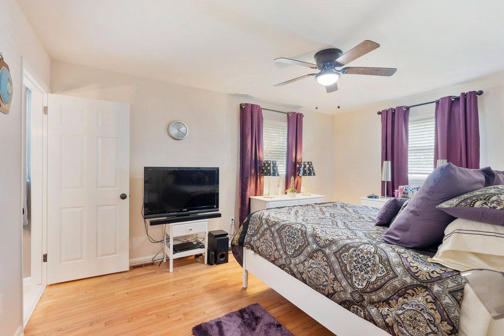 Image 17 of property listing at 205 MARSHALL DR, Forest Hill, MD 21050