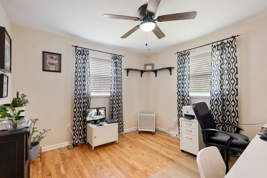 Image 22 of property listing at 205 MARSHALL DR, Forest Hill, MD 21050