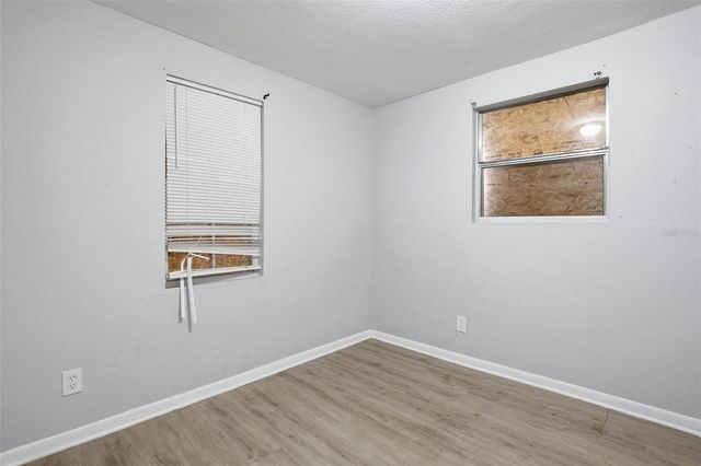 1905 E ANNONA AVENUE, Tampa, FL 33612