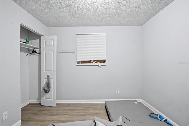 1905 E ANNONA AVENUE, Tampa, FL 33612