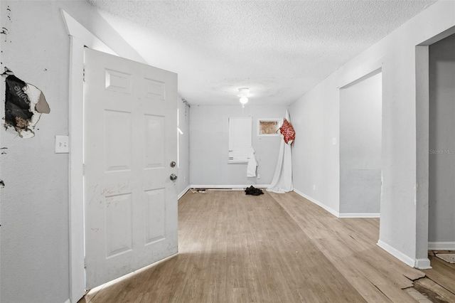 1905 E ANNONA AVENUE, Tampa, FL 33612