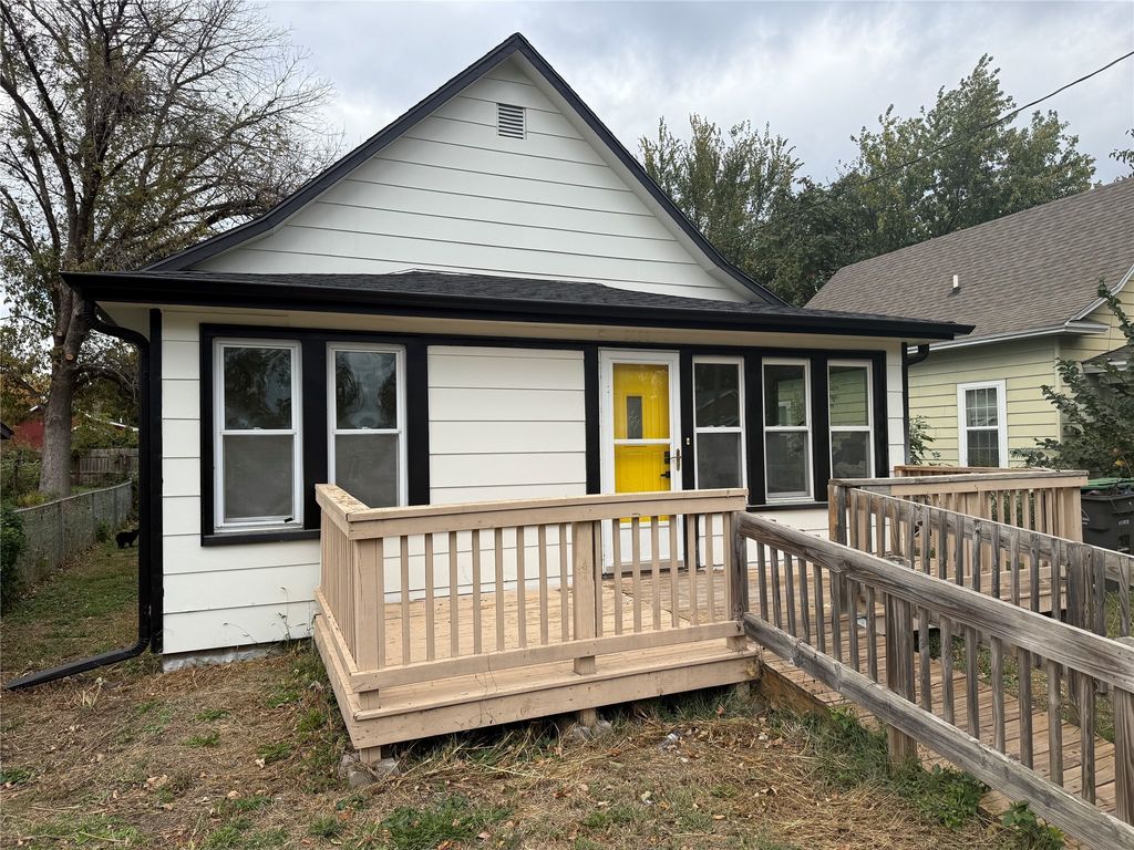 2050 E Grand Avenue, Des Moines, IA 50317