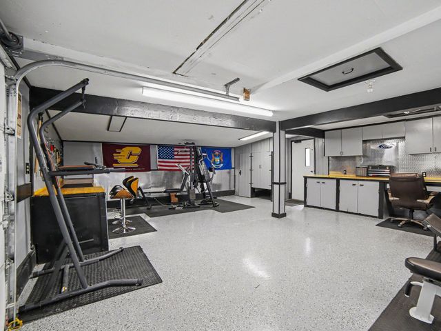 1615 Havenga Street, Laketon Twp, MI 49445