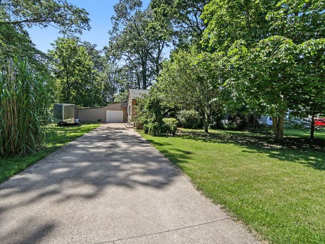 1615 Havenga Street, Laketon Twp, MI 49445
