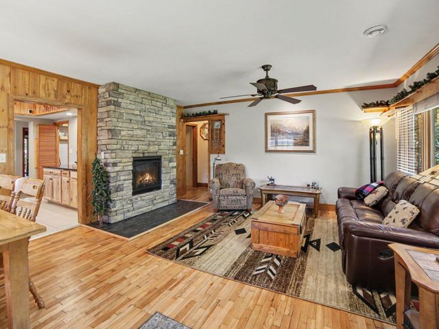 1615 Havenga Street, Laketon Twp, MI 49445