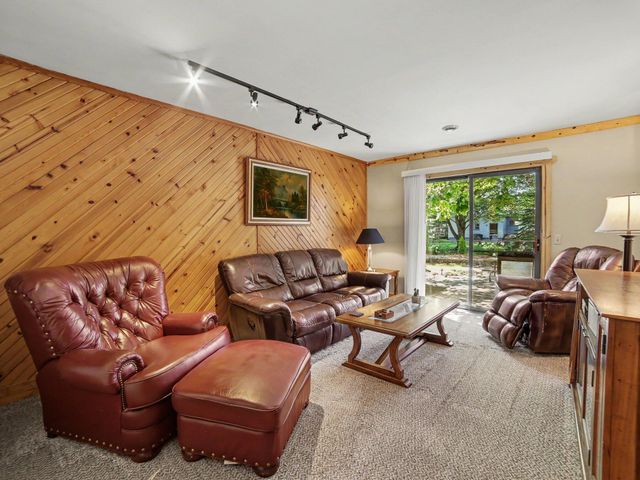 1615 Havenga Street, Laketon Twp, MI 49445