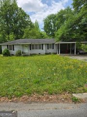 2805 Horseshoe Drive, Macon, GA 31211