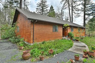 9355 Lower River Road, Grants Pass, OR 97526