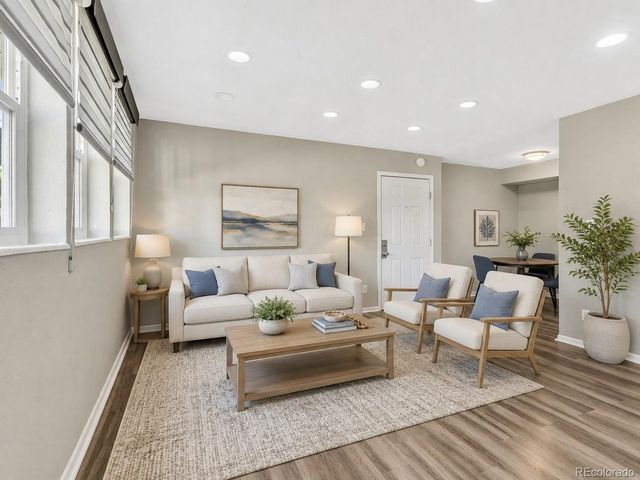 10211 Ura Ln 4-107, Denver, CO 80260