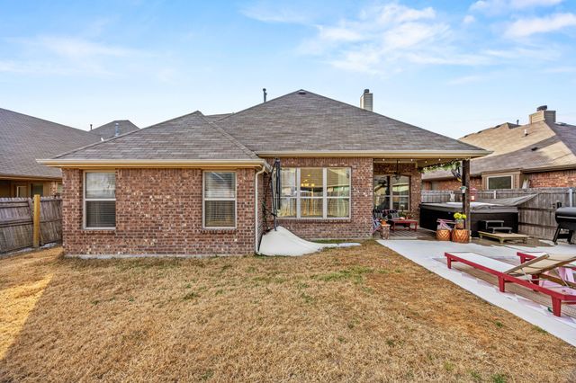 906 Bald Cypress Drive, Fate, TX 75087