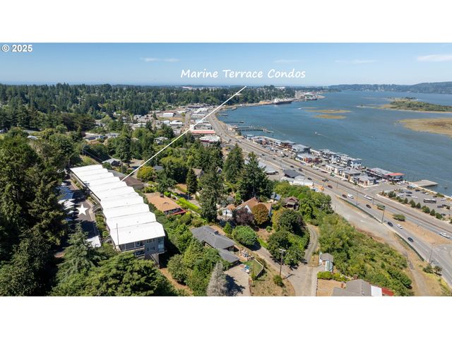 290 N 3rd Ct 7, Coos Bay, OR 97420