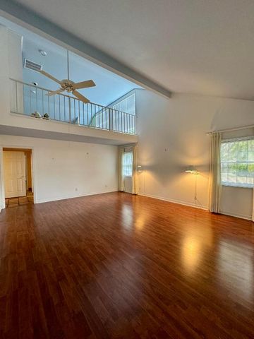 1120 49th Avenue, Vero Beach, FL 32966