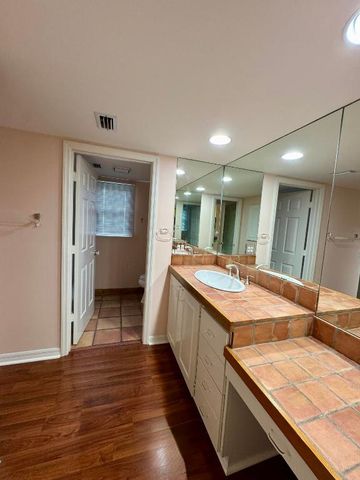 1120 49th Avenue, Vero Beach, FL 32966