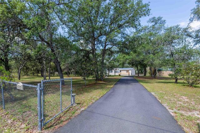 14221 HURRICANE DRIVE, Weeki Wachee, FL 34614