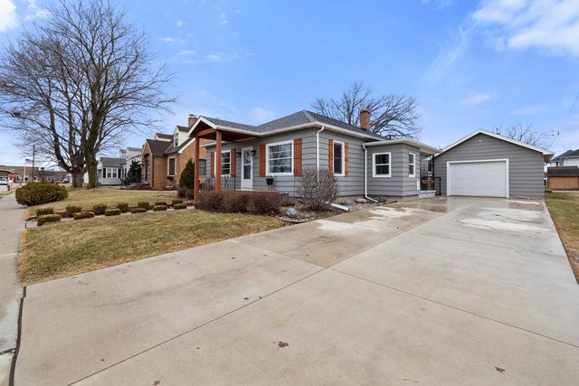 1444 Bilgo LANE, Kewaskum, WI 53040