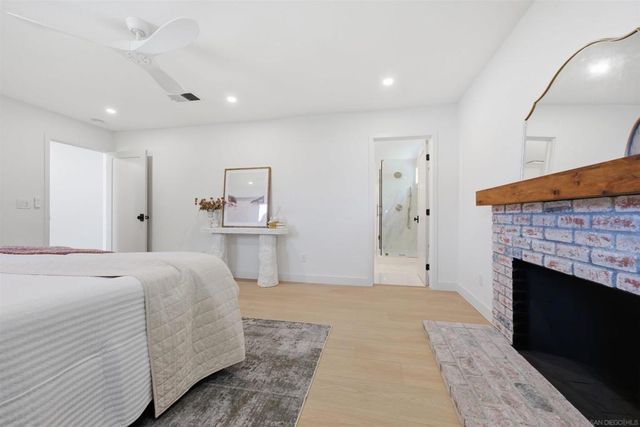 2610 Chestnut Ave, Carlsbad, CA 92010