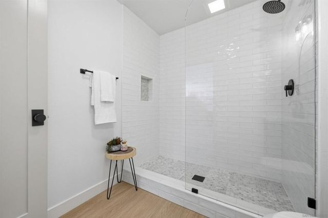 2610 Chestnut Ave, Carlsbad, CA 92010