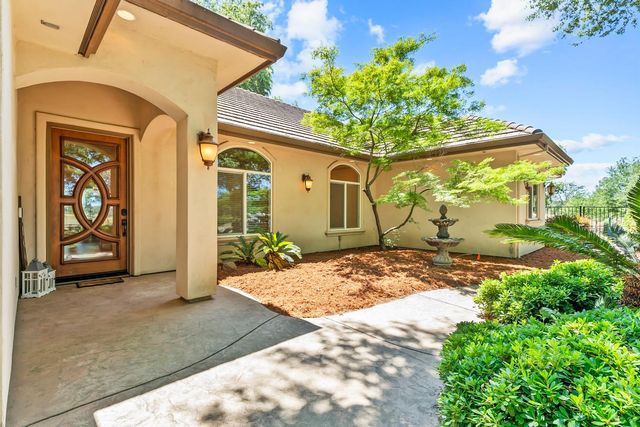 6980 Horseshoe Bar Rd, Loomis, CA 95650