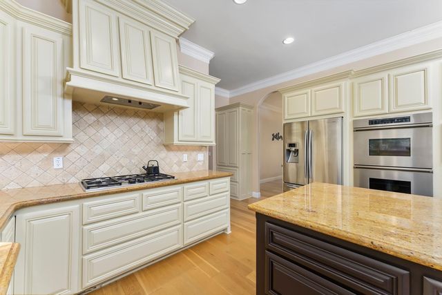 6980 Horseshoe Bar Rd, Loomis, CA 95650