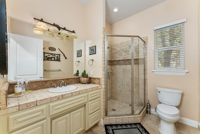 6980 Horseshoe Bar Rd, Loomis, CA 95650