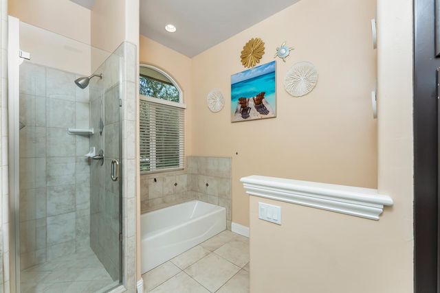 6980 Horseshoe Bar Rd, Loomis, CA 95650