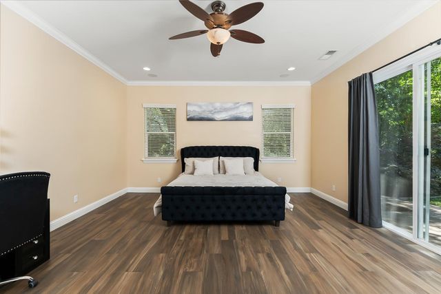 6980 Horseshoe Bar Rd, Loomis, CA 95650