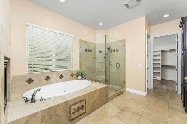6980 Horseshoe Bar Rd, Loomis, CA 95650