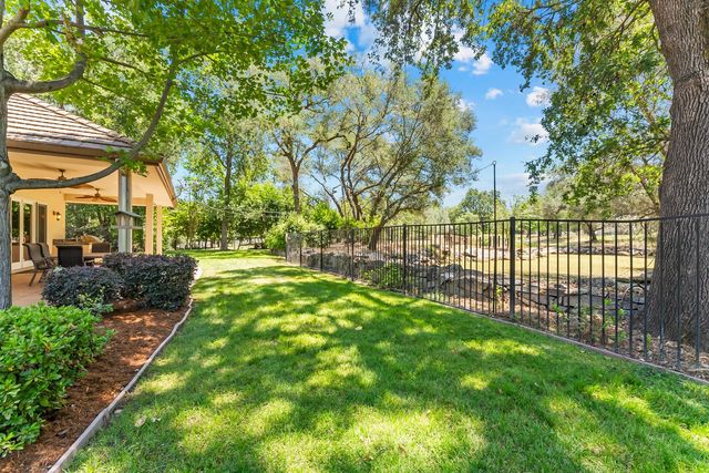 6980 Horseshoe Bar Rd, Loomis, CA 95650