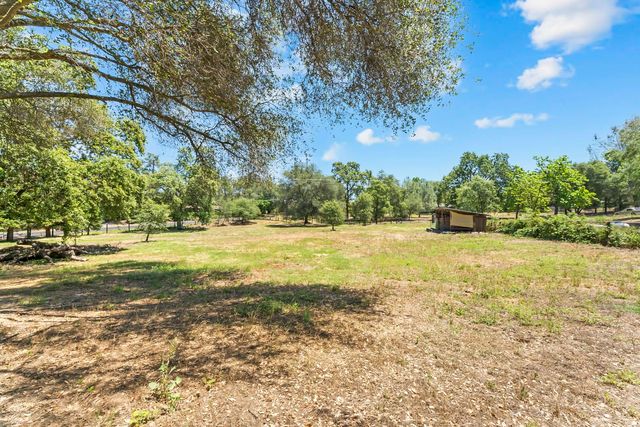 6980 Horseshoe Bar Rd, Loomis, CA 95650