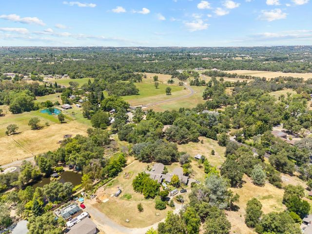 6980 Horseshoe Bar Rd, Loomis, CA 95650