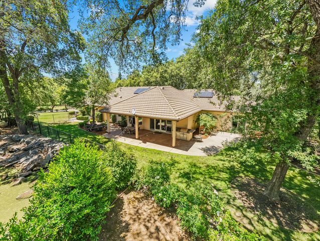 6980 Horseshoe Bar Rd, Loomis, CA 95650