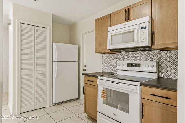 972 S Fork Circle, Melbourne, FL 32901