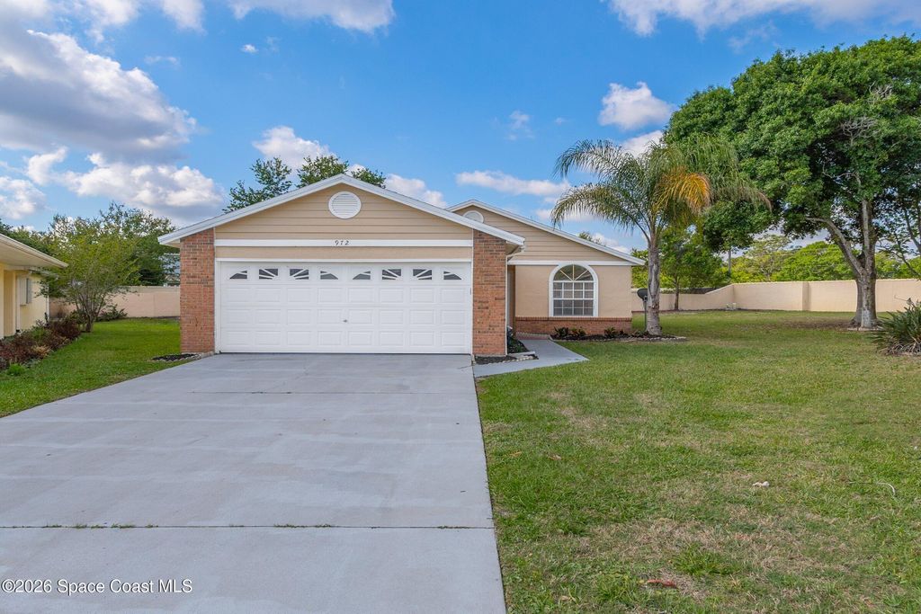 972 S Fork Circle, Melbourne, FL 32901