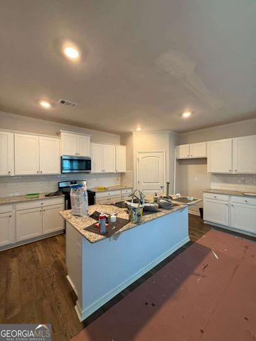 7481 Hawk Tail Way, Fairburn, GA 30213