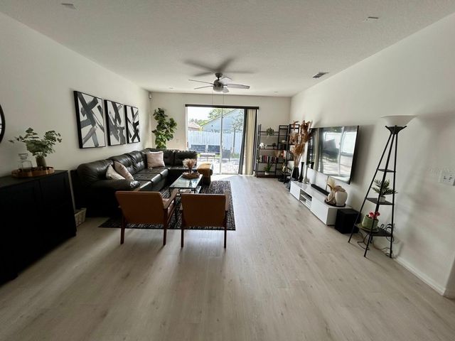 347 COTSWOLD CIRCLE, Davenport, FL 33837