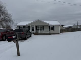 115 Sidney Ct, Oak Grove, KY 42262