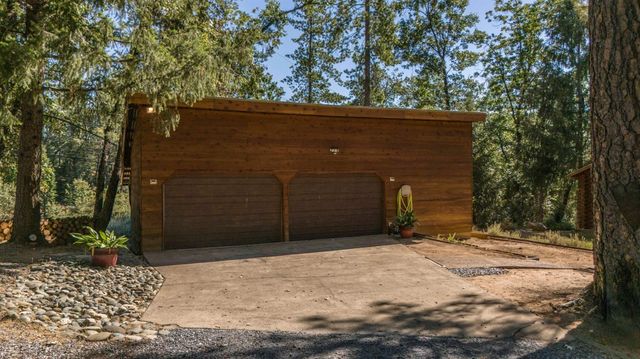 1550 Copperton Rd, Camino, CA 95709