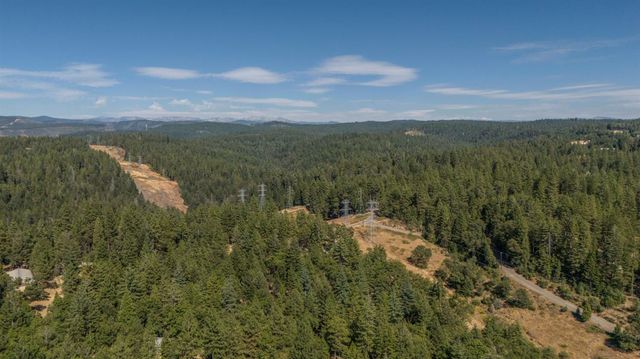 1550 Copperton Rd, Camino, CA 95709