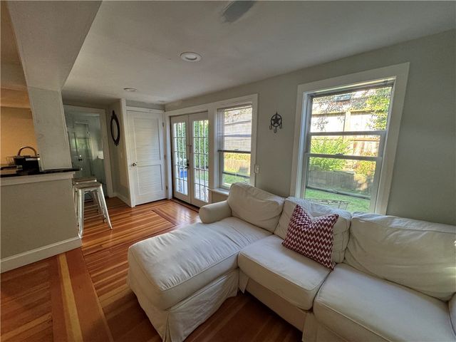 346 Spring Street, Newport, RI 02840