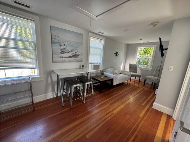 346 Spring Street, Newport, RI 02840