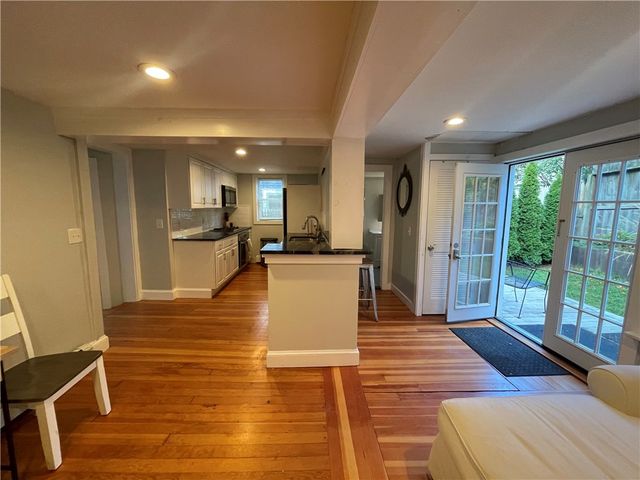 346 Spring Street, Newport, RI 02840