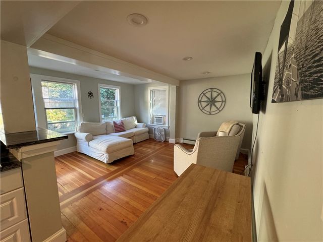 346 Spring Street, Newport, RI 02840